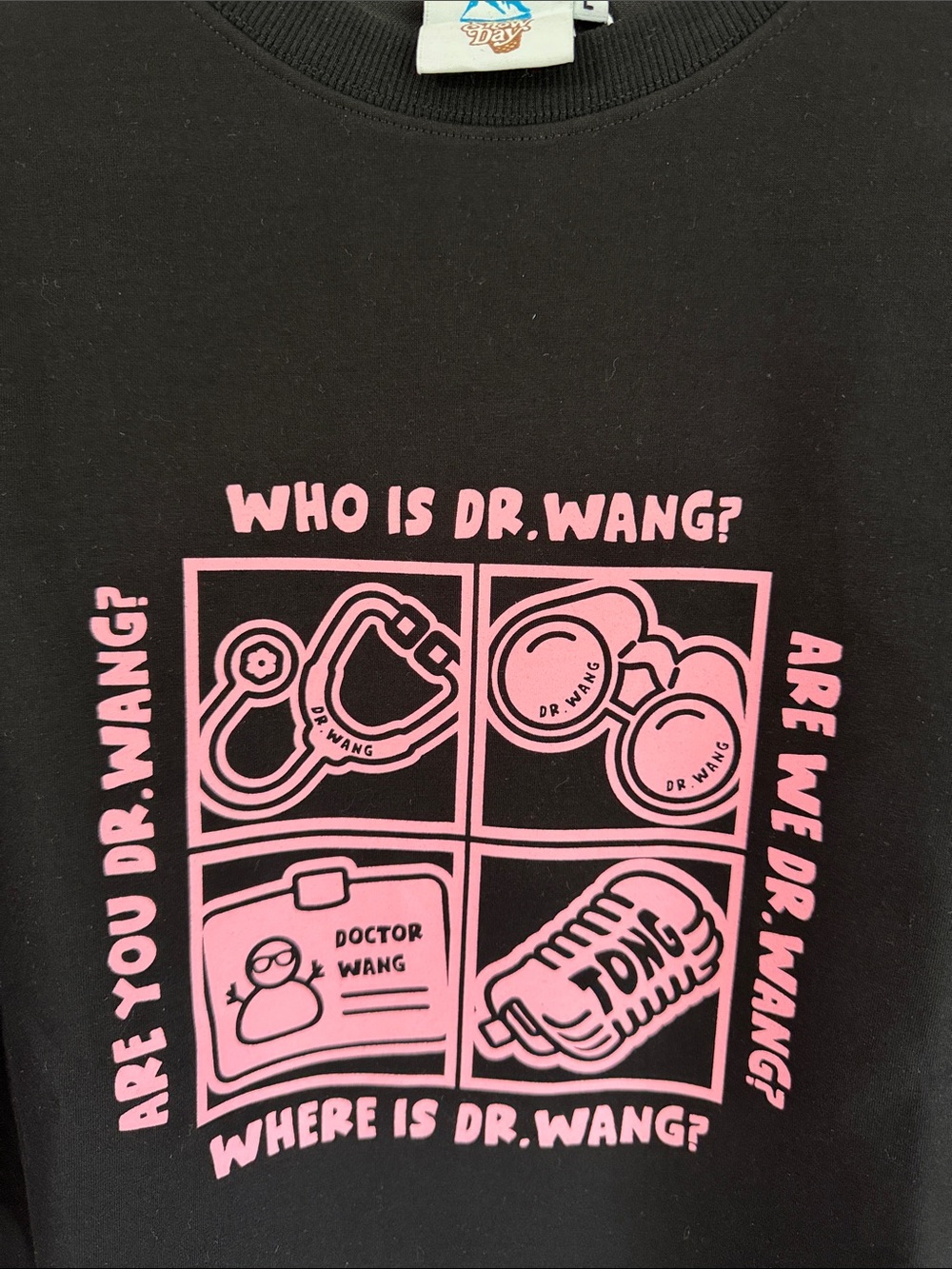 Dr. Wang Graphic Short Sleeve Tee - Black/Pink